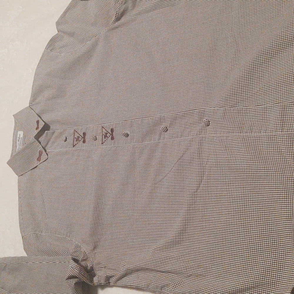 3/$30 Button down shirt - Picture 3 of 7